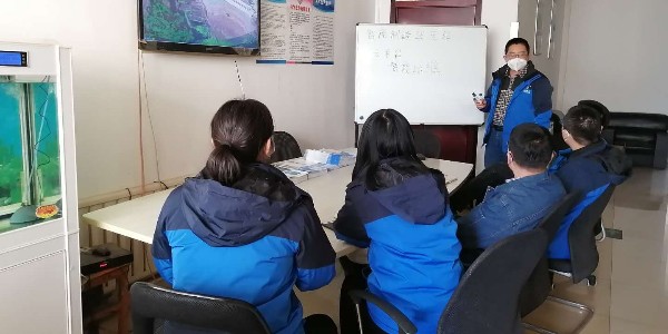 睿寂行空壓站云智控系統(tǒng)，培訓(xùn)進(jìn)行中......