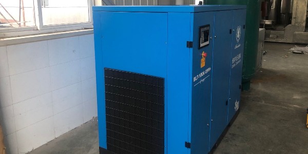 雨季來臨，螺桿空壓機防雨防潮攻略！